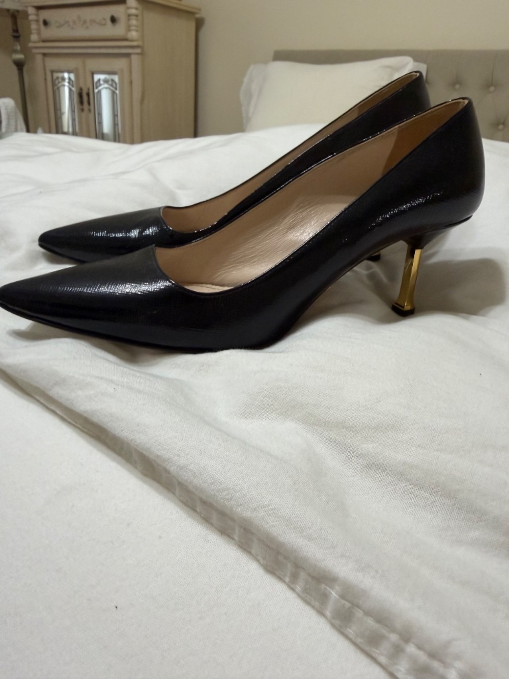 Prada heels - Picture 2 of 5